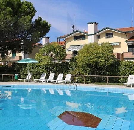 Residence Marco Polo Ераклеа Екстер'єр фото