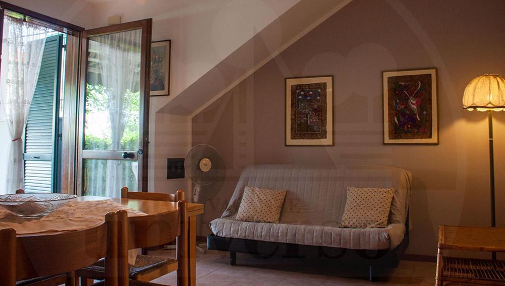 Residence Marco Polo Ераклеа Екстер'єр фото